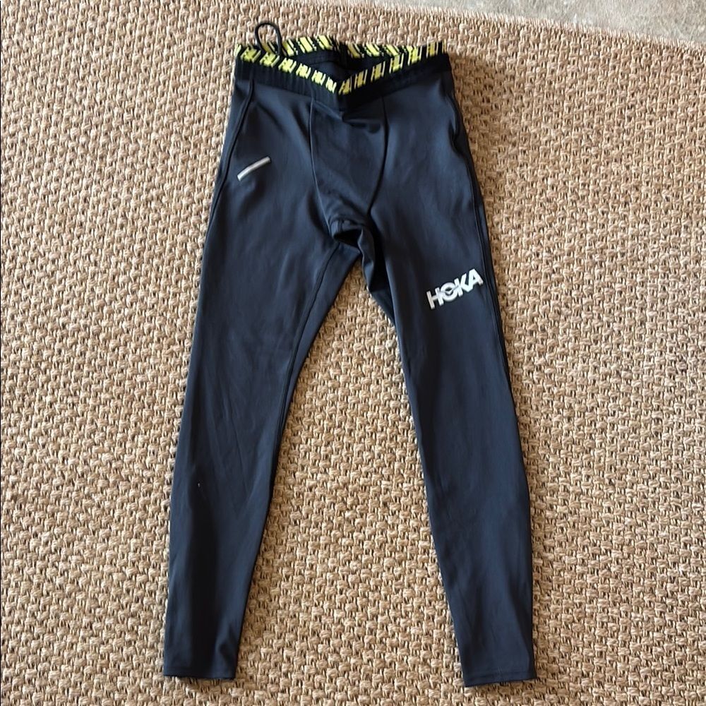 Hoka Black Leggings Sleek Design